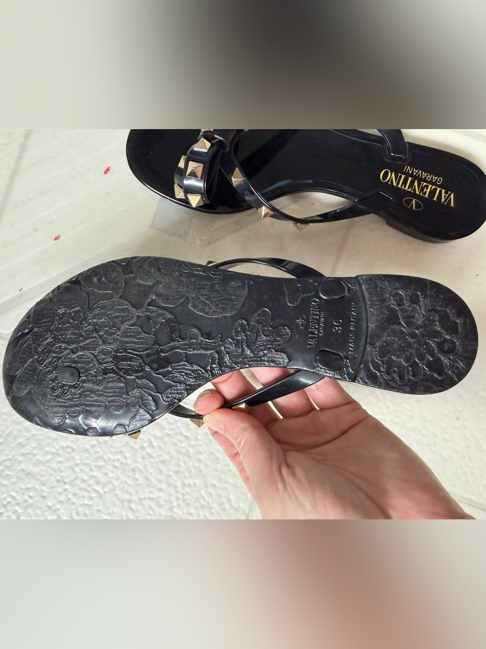 Valentino Garavani Black Studded Jelly Bow Sandals - Picture 5 of 8